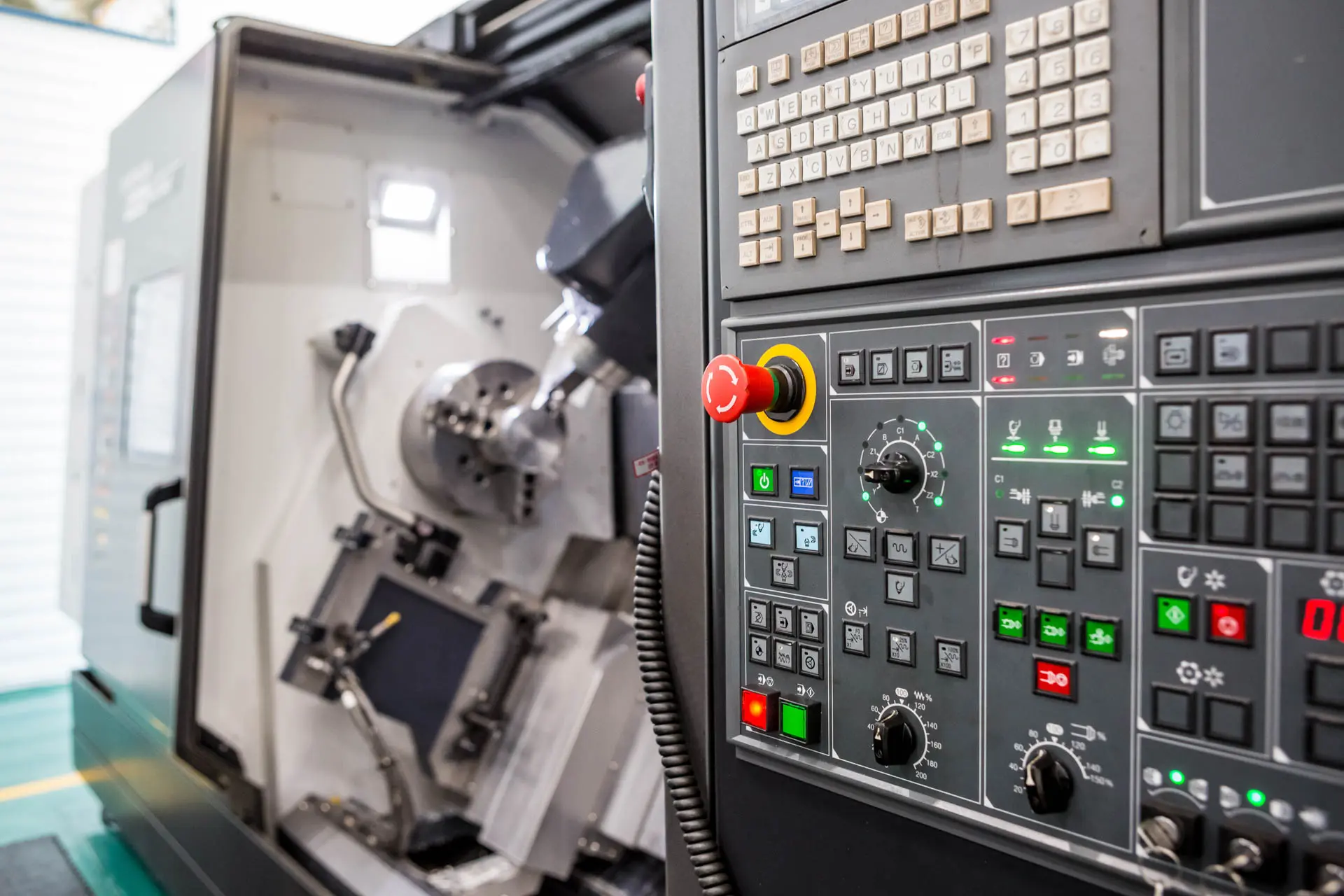 cnc-maschine-kunststoffbearbeitung